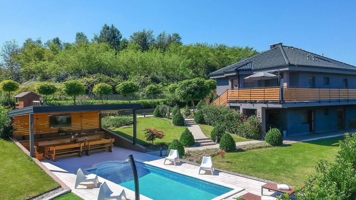 Presika House | Wonderful private villa with A/C, private pool, hot tub, WIFI, TV, terrace, panoramic view, parking