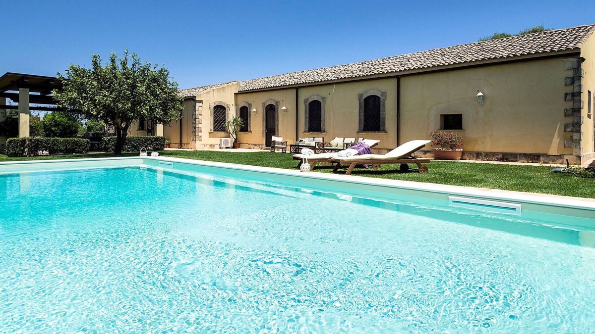 Carrozziere Villa | Wonderful private villa for 8 guests with WIFI, private pool, A/C, TV, terrace and parking