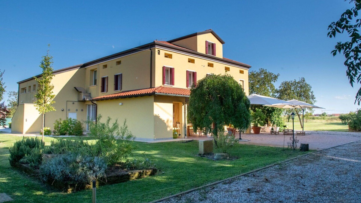 Noventa Padovana Villa | Wonderful private villa for 7 guests with A/C, WIFI and parking