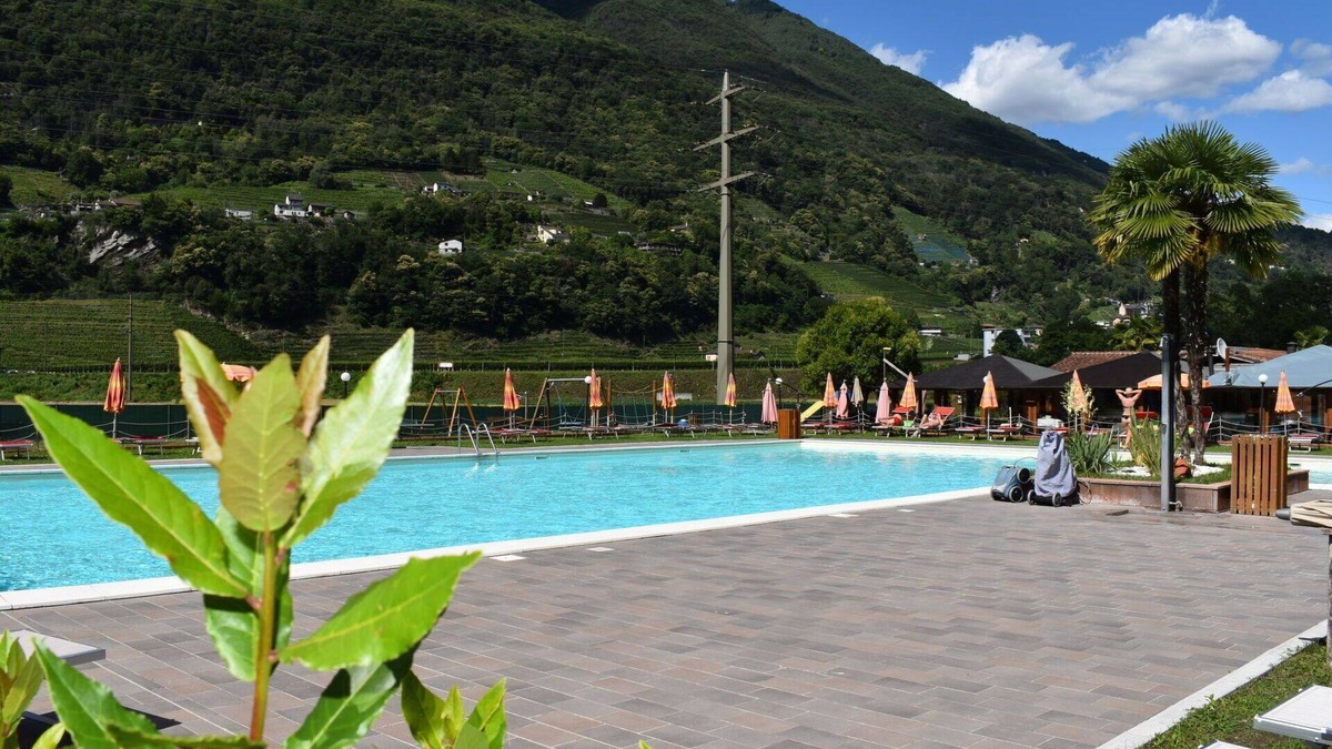 Riazzino House | Wonderful private villa with WIFI, A/C, pool, terrace, pets allowed, panoramic view and parking