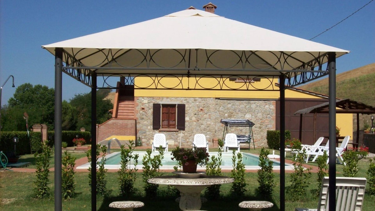 Volterra Villa | Wonderful private villa with private pool, WIFI, TV, pets allowed, parking, close to San Gimignano
