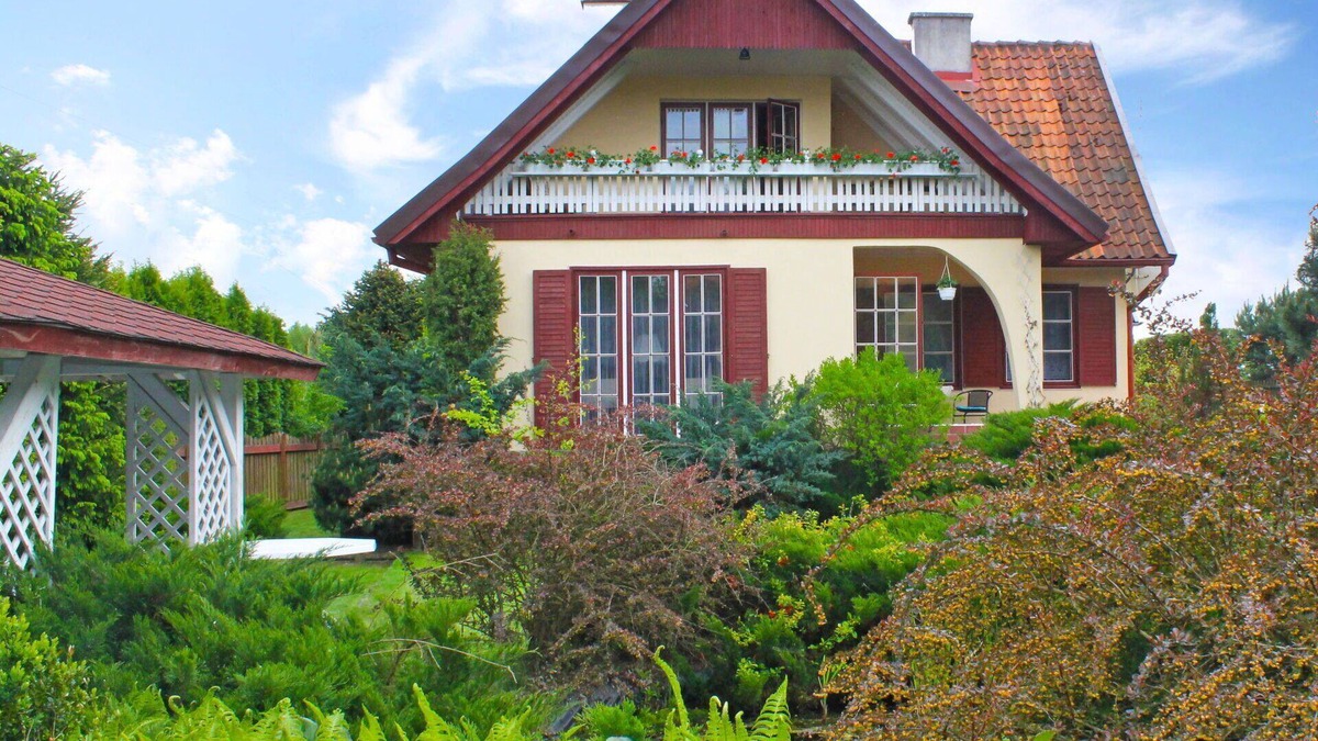 Ogonki House | Wonderful private villa for 6 guests with TV, patio and parking