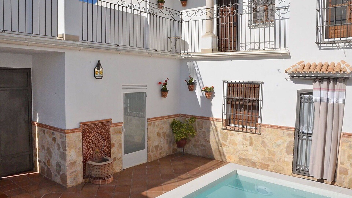 Baena House | Wonderful private villa for 8 guests with A/C, private pool, WIFI, TV, patio and parking