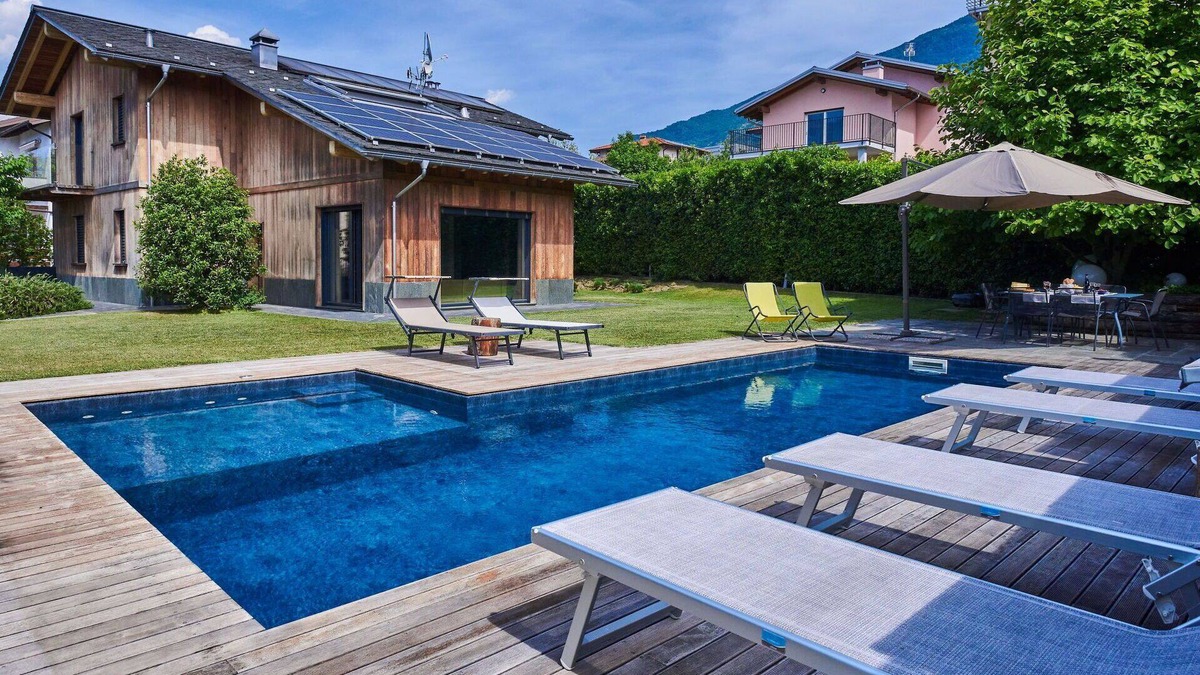 Colico Piano Villa | Wonderful private villa with private pool, hot tub, WIFI, A/C, TV, patio and pets allowed