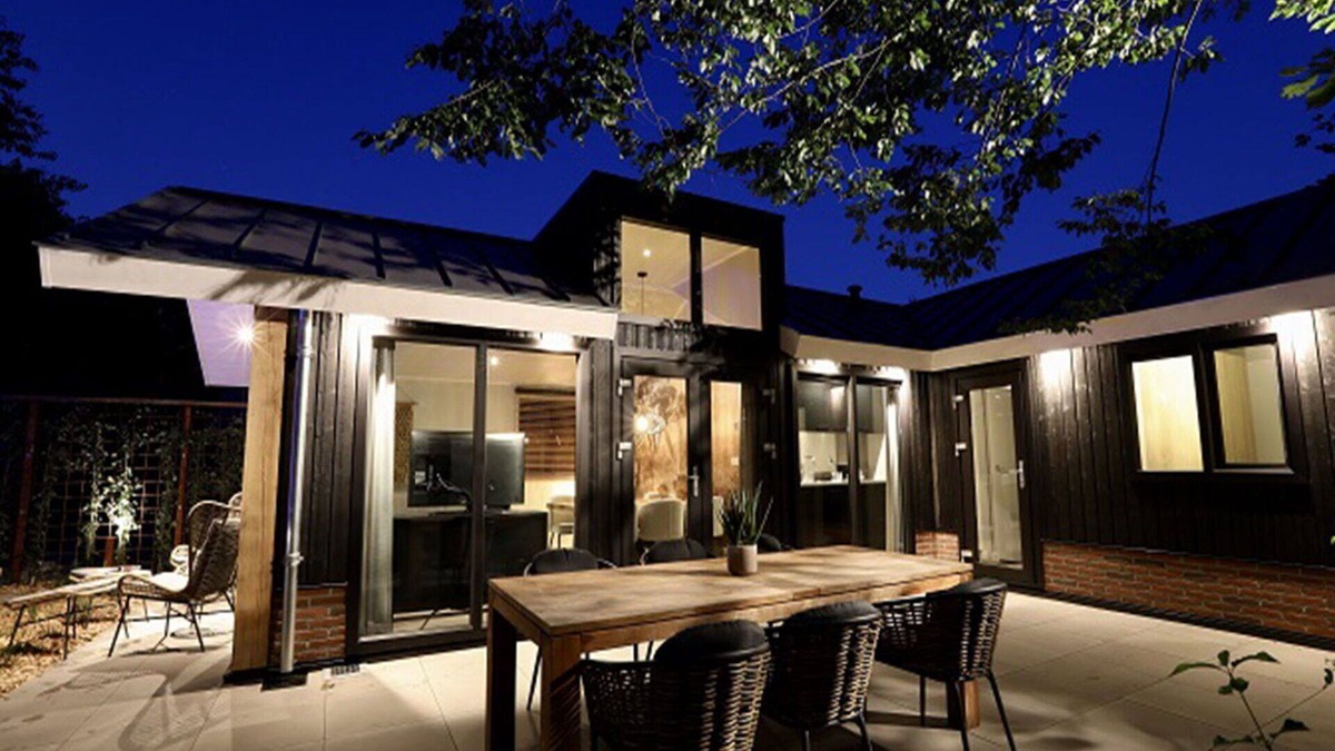 Municipality of Rhenen House | Wonderful private villa for 6 people with WIFI, private pool, TV, terrace and parking