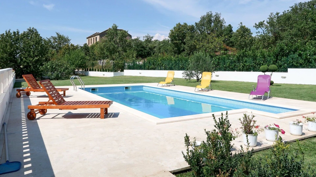 Central Dalmatia House | Wonderful private villa with WIFI, A/C, private pool, TV, terrace, pets allowed and parking