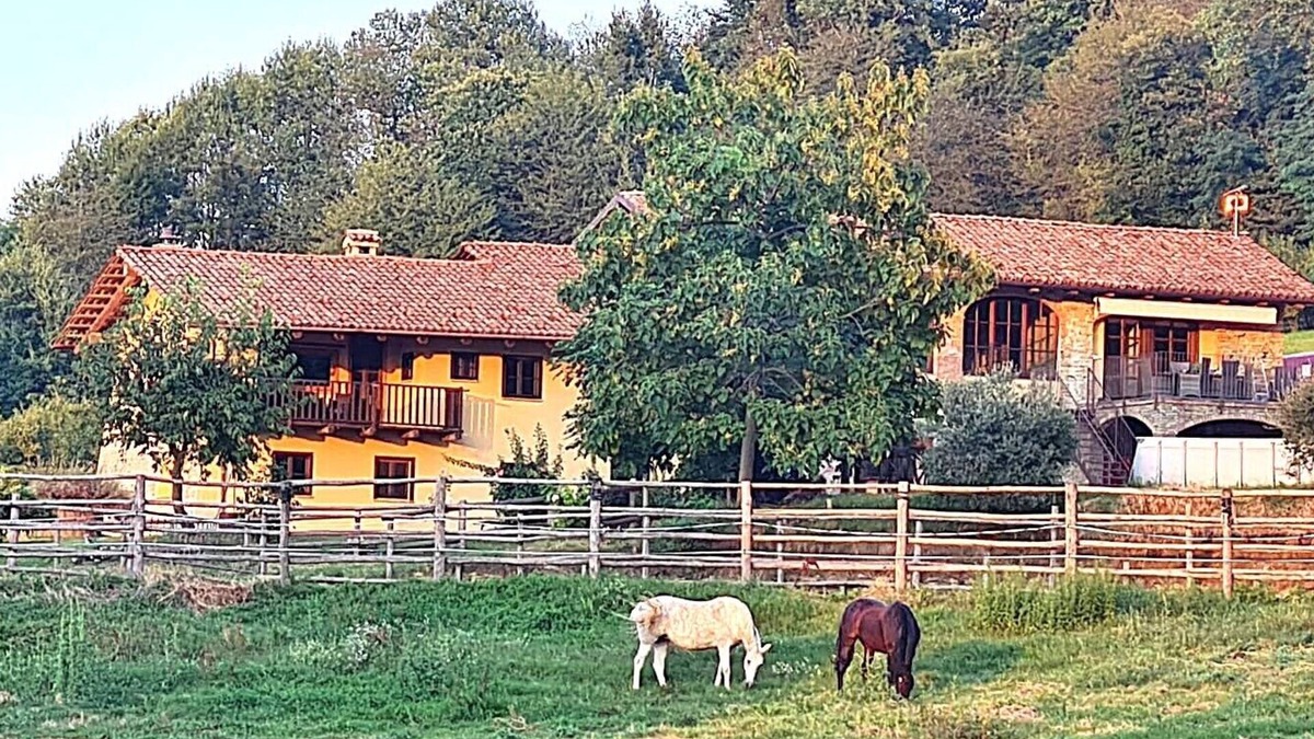 Somano House | Wonderful property in a fantastic location with a great pool - Il Roseto I and II