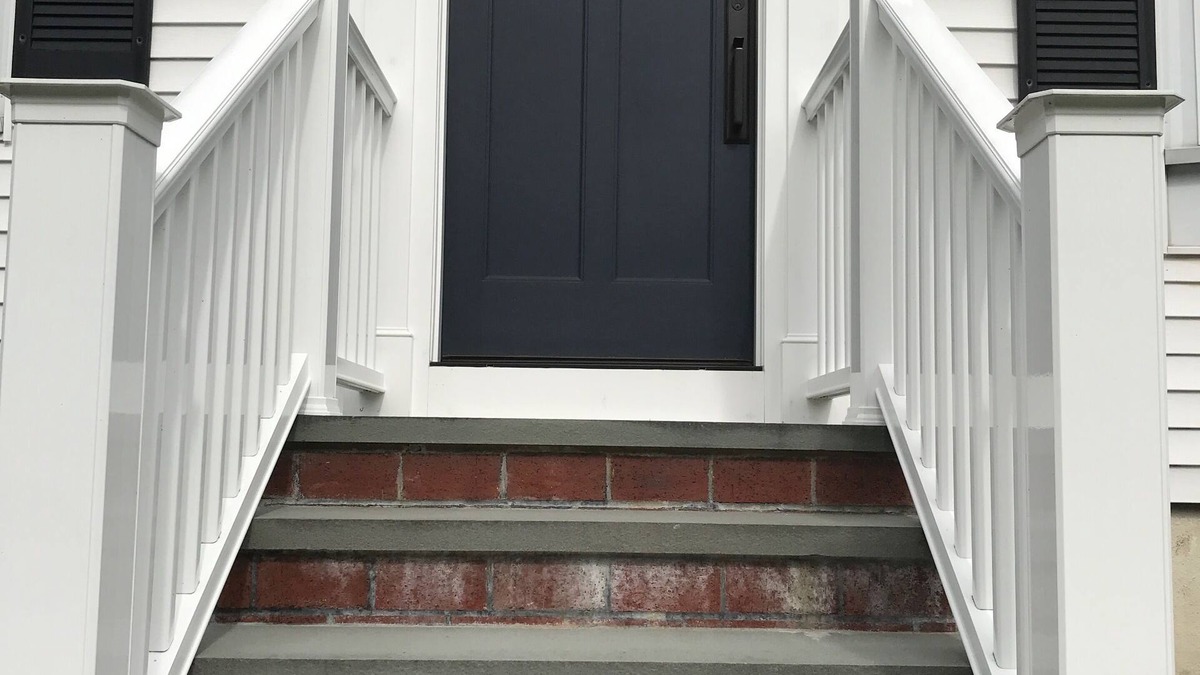 Bedford House | Wonderful Renovated Family Friendly Home Close to Boston and Lexington