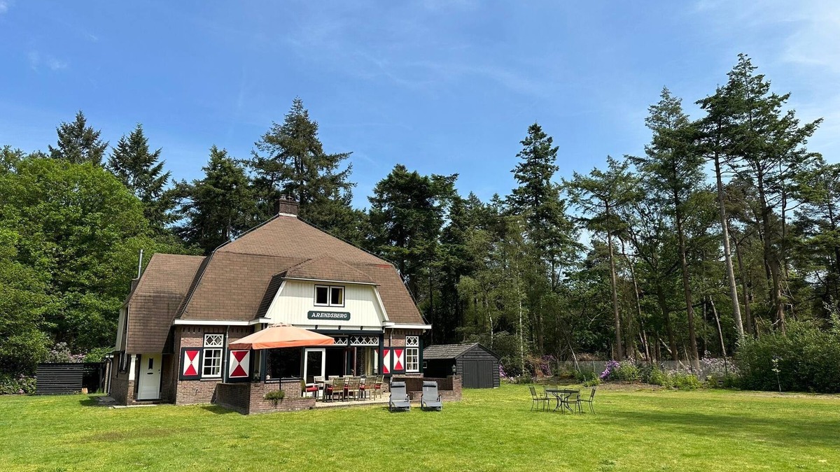 Municipality of Zundert House | Wonderful rural estate on a rustic location in the middle of nature
