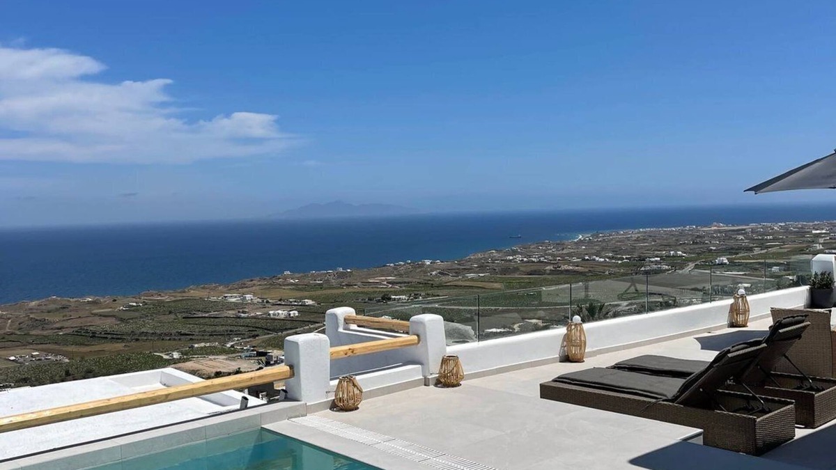 Vourvoulos Villa | Wonderful Santorini Villa | 2 Bedroom | Dream Villa Tria | Stunning Sea Views &.