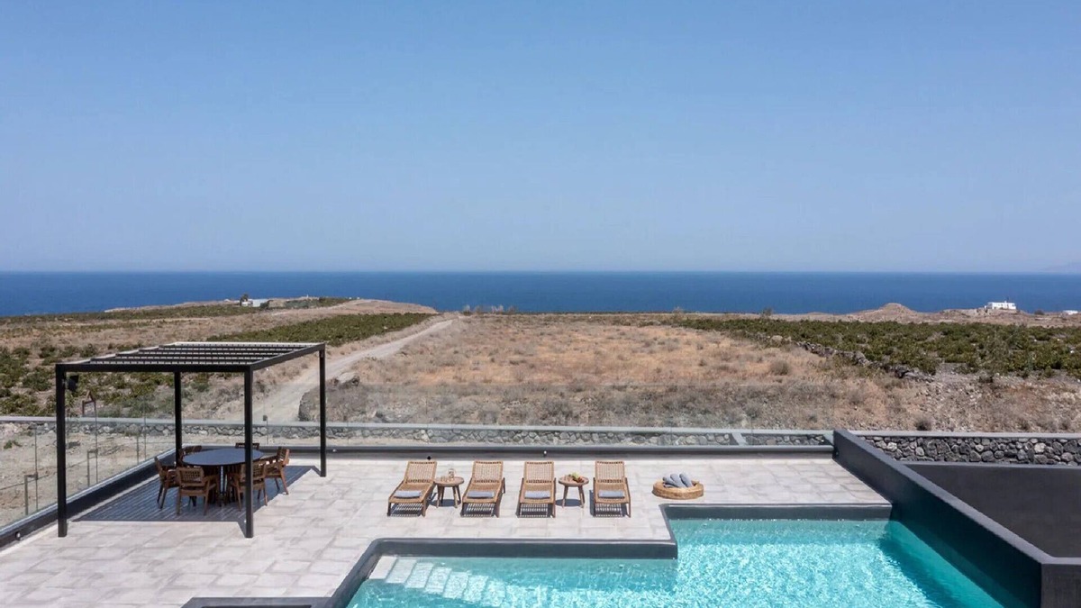 Kamari Villa | Wonderful Santorini Villa | Villa del Faro | Breathtaking Sea Views | Private.