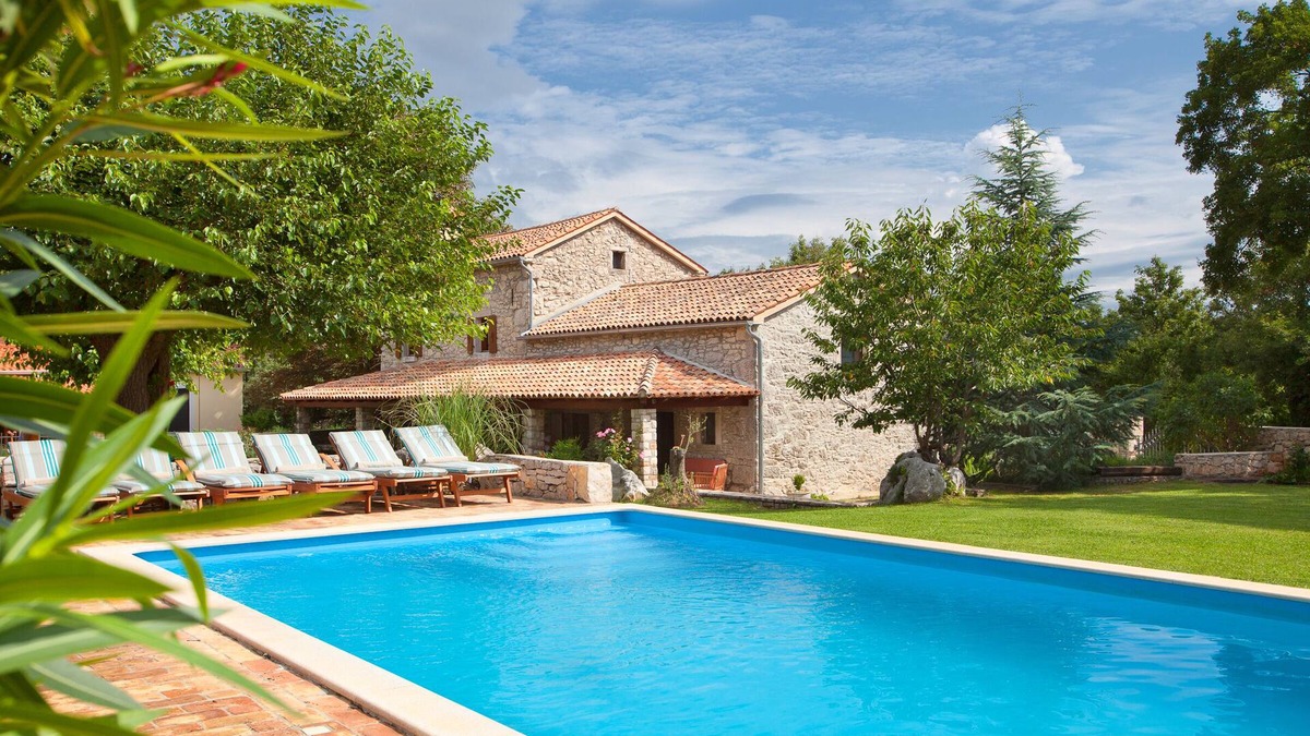 Marceljani Villa | Wonderful, secluded, minutes from the beach, with 5 bedrooms