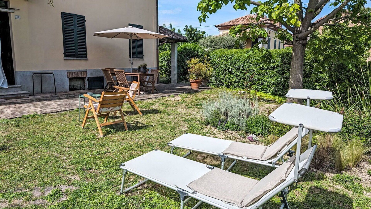 Montegrosso dʼAsti House | Wonderful villa for 4 people with WIFI, terrace and parking