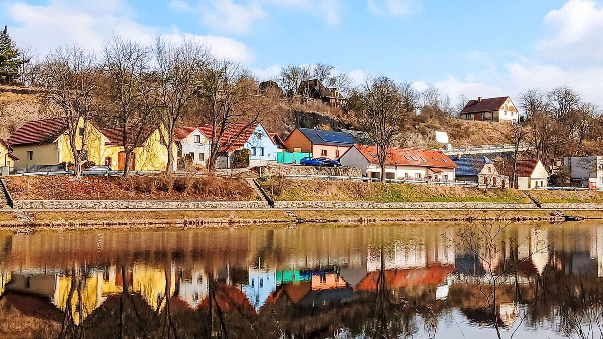 Tyn nad Vltavou House | Wonderful villa for 2 guests with WIFI, terrace, pets allowed and parking