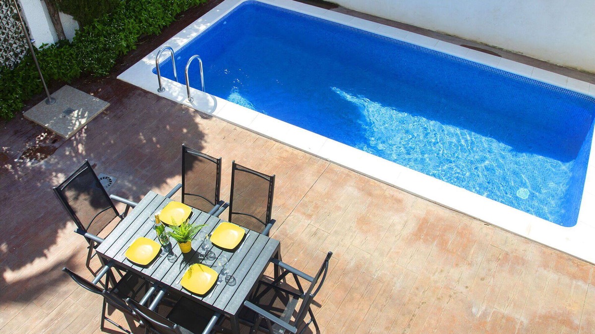 San Juan de Alicante House | Wonderful villa for 10 guests with A/C, private pool, WIFI, TV, terrace and parking