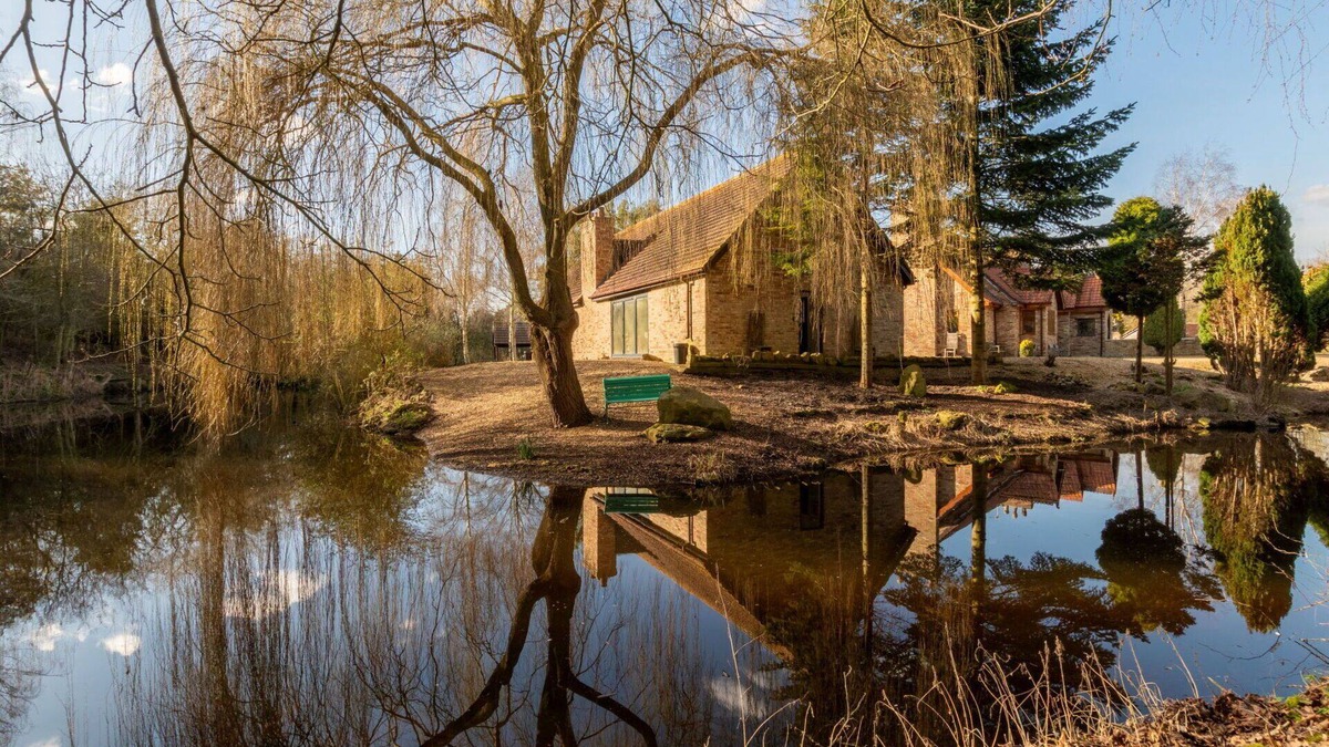 Little Stukeley House | Wonderful villa for 4 people with WIFI and parking