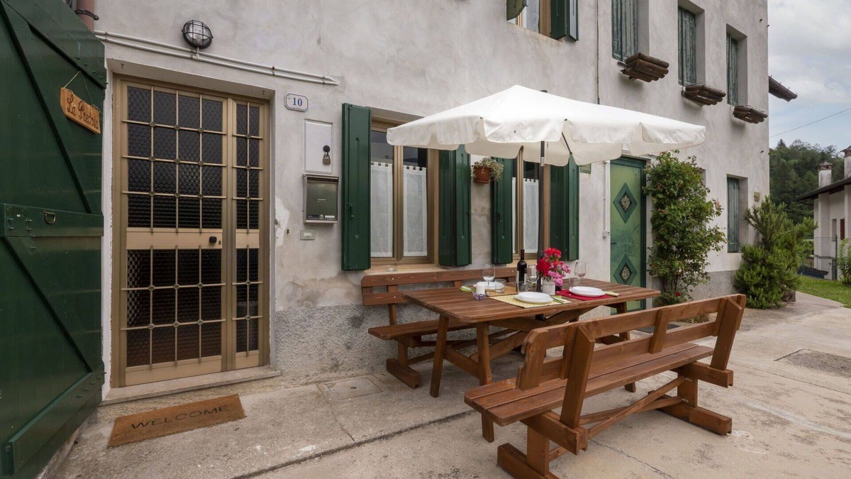 Barcis House | Wonderful villa for 8 guests with TV, patio and parking