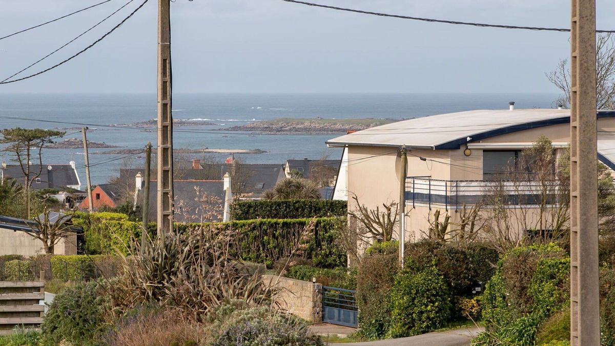 Saint-Pabu House | Wonderful villa for 4 people with WIFI, TV, pets allowed and parking