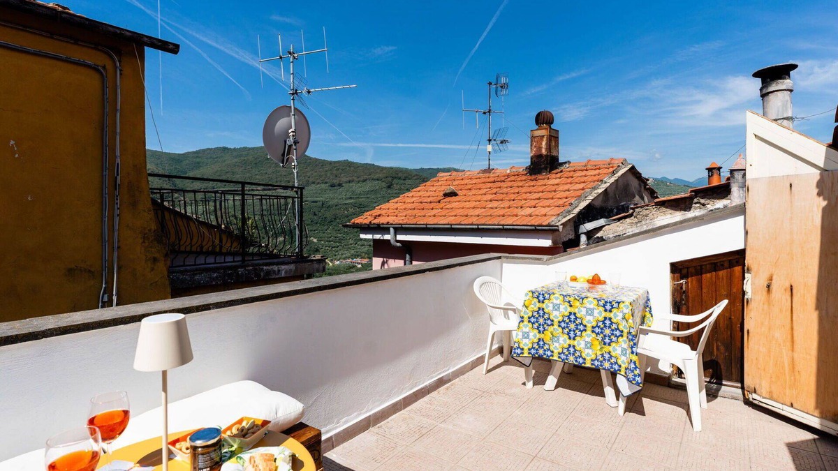 Gazzelli House | Wonderful villa for 4 people with A/C, WIFI, TV, terrace, pets allowed, panoramic view and park.
