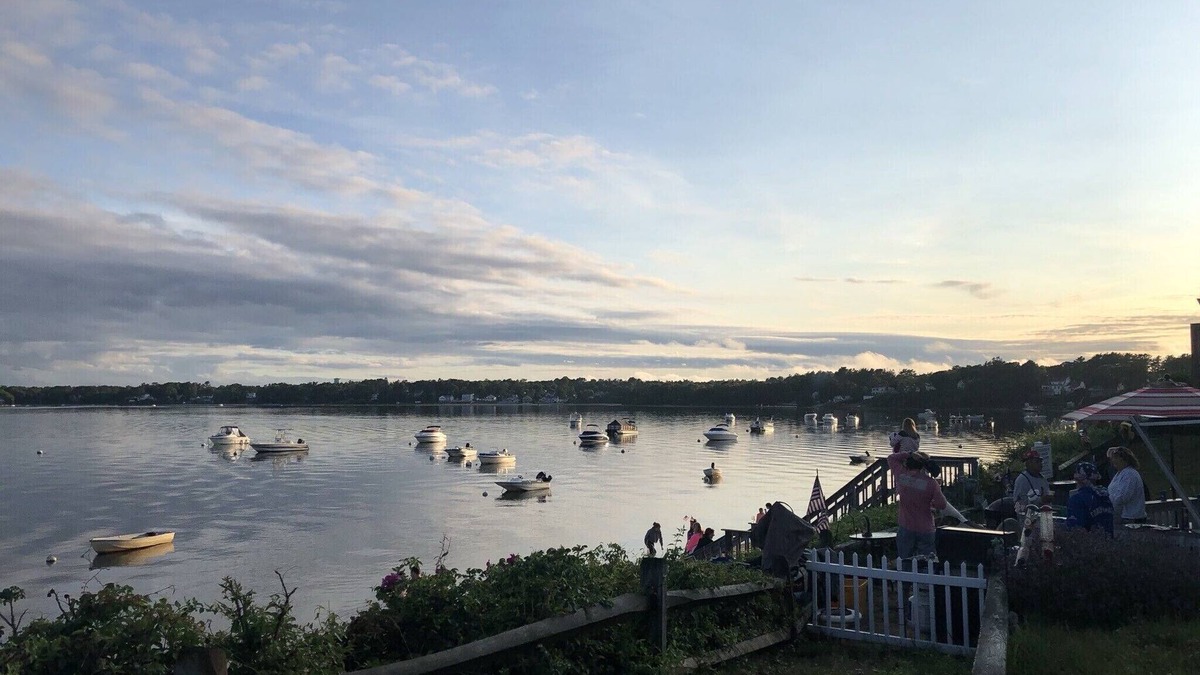 Buzzards Bay House | Wonderful water front house