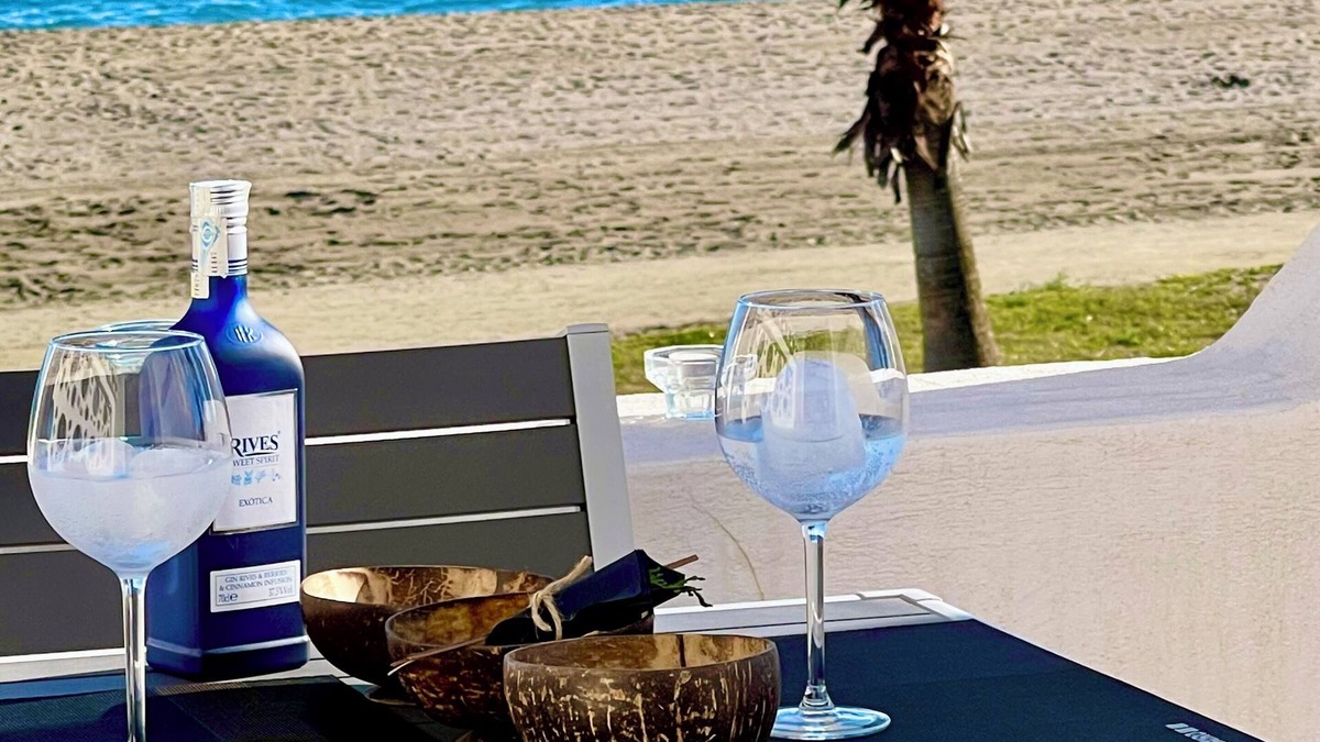 Torre del Mar Villa | WONDERFUL WINDOW TO THE SEA, WITH POOL AND GARDEN, A SMALL PARADISE.
