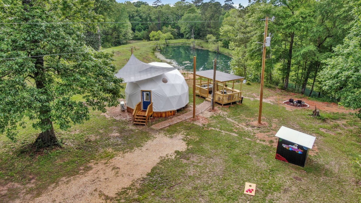 Coldspring House | Wonderland Glamping Geo Dome (Houston)