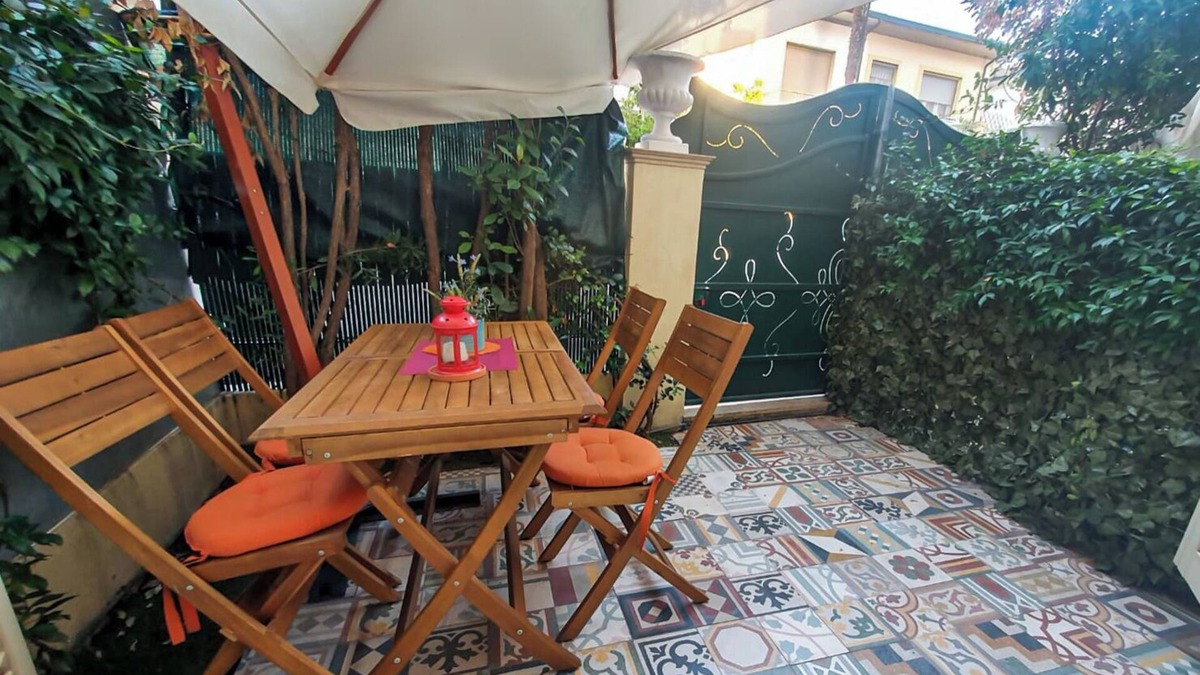 Ex Campo d'Aviazione House | [Wonderland Near Sea 'B'] Garden - Parking & Wi-fi