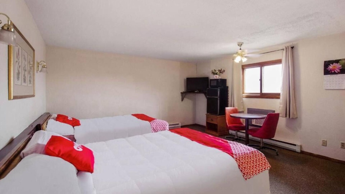 Cheyenne Wells House | Wonders of Cheyenne Wells! 4 Pet-Friendly Units, Near Smoky River Golf Course