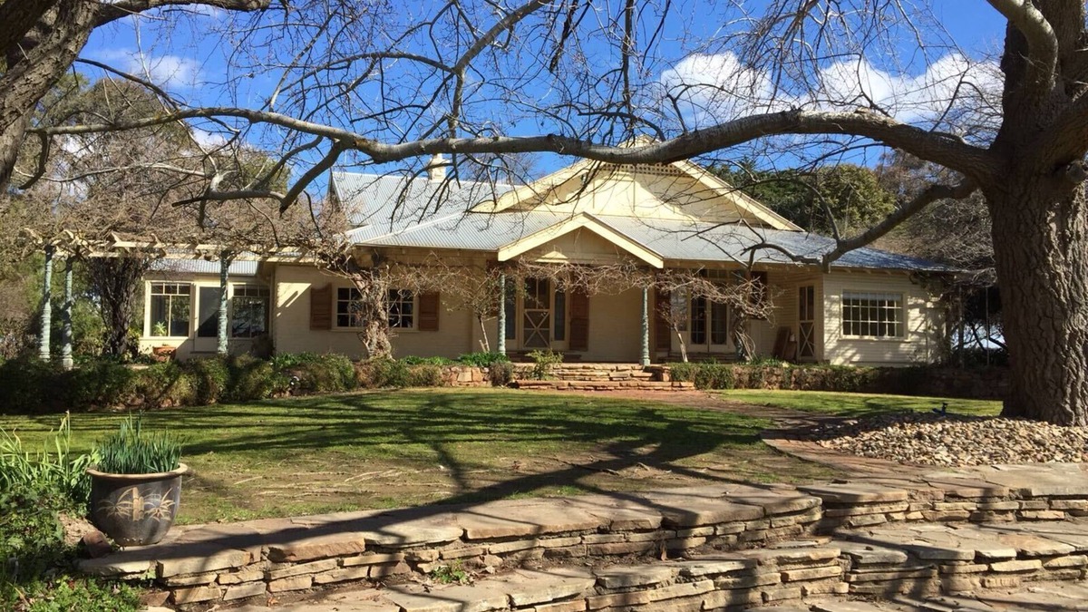 Barwang House | Wonga Homestead - Holiday Rental - Entire House