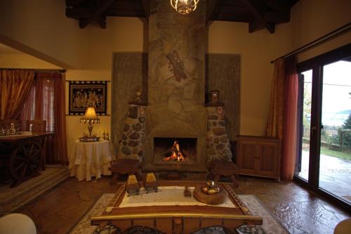 Amfithea Villa | Wood and Stone