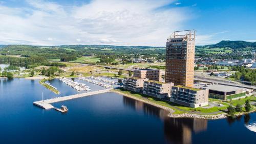 Brumunddal Hotel | Wood Hotel by Frich's