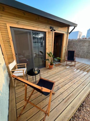 Aldeia House | Wood11 - Charming TinyHouse in a Lovely Garden
