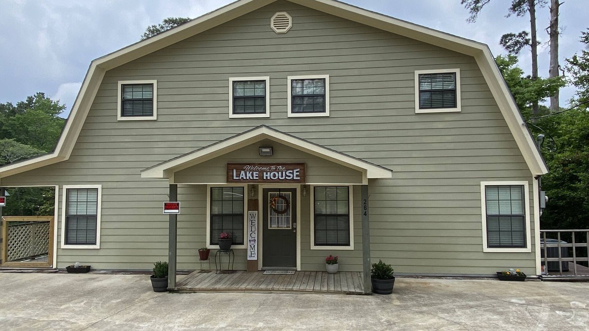 Jasper House | Wooded Bliss at Lake Sam Rayburn