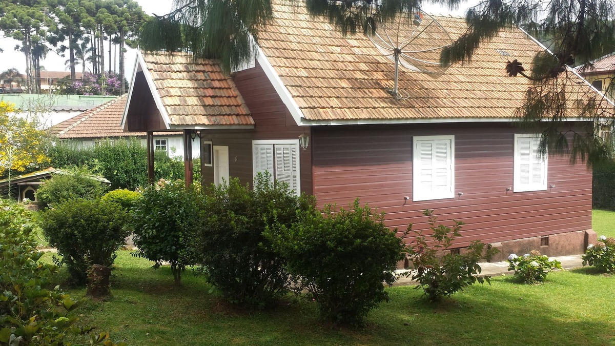 Abernessia House | Wooden Chalet - Fireplace and Bonfire - 2 blocks from the main avenue
