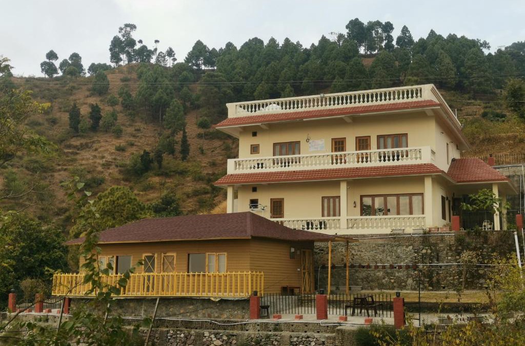 Lansdowne Villa | Wooden Cottage by Mountain Homes- Lansdowne