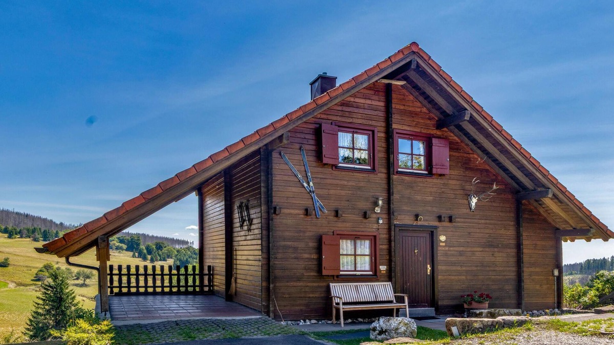 Waffenrod House | Wooden House with Garden – Thuringia