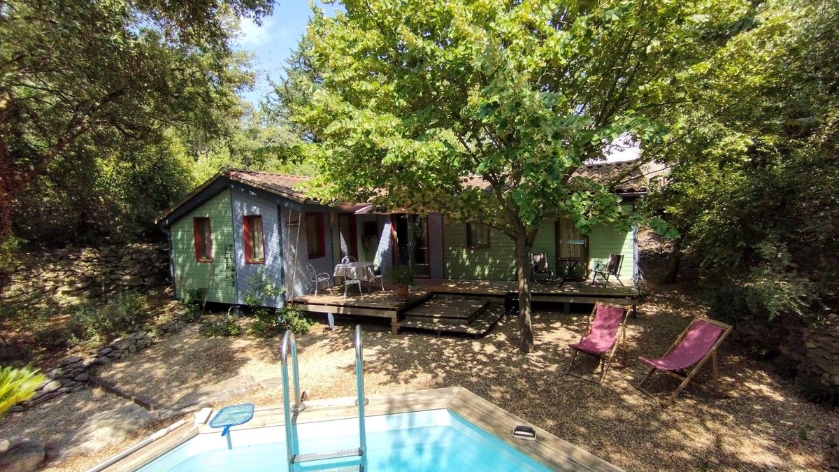 Aubais House | Wooden house and pool. Unoverlooked garden, quiet and shady