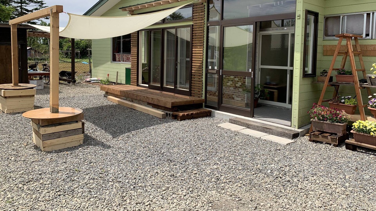 Shiraoi House | Wooden house in nature Takeura
