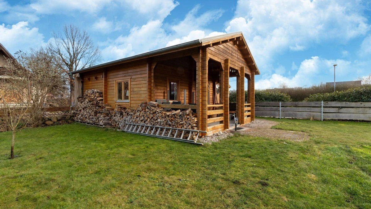 Plate House | Wooden House in Plate near Lake Schwerin