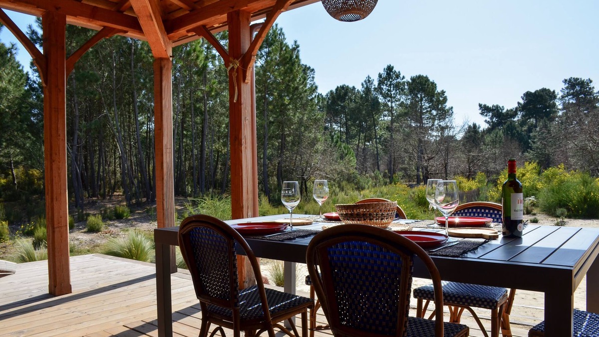 Vensac House | Wooden house overlooking the forest - 1km from the beach and Montalivet market