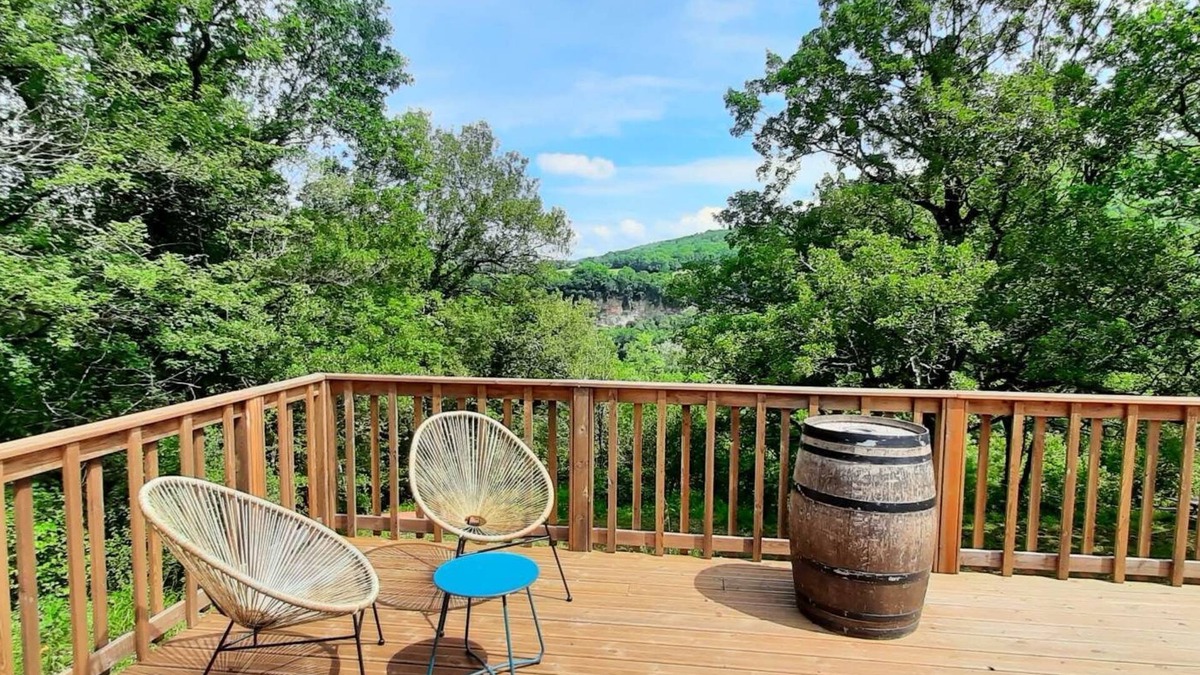 Cazals House | Wooden house with terrace on stilts and superb view