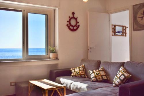 Aci Trezza Apartment | Wooden Wave Boutique stay