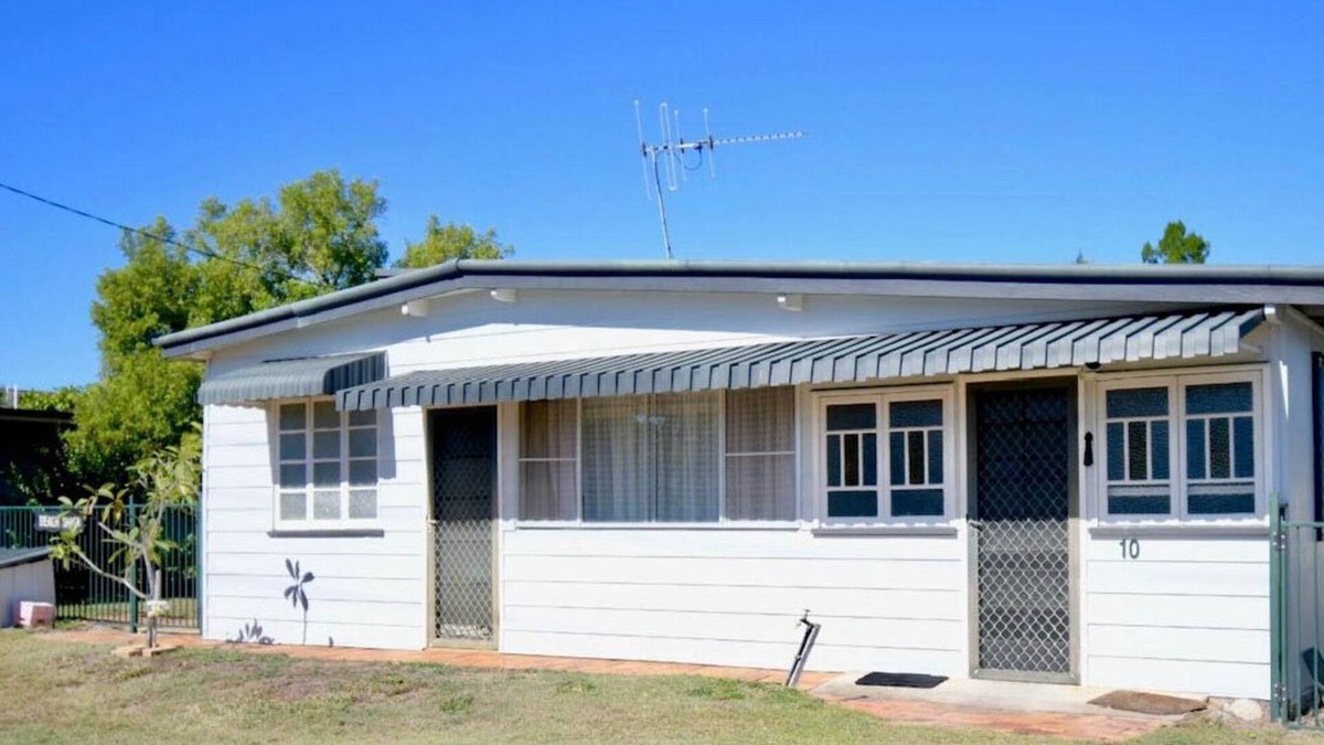Woodgate House | Woodgate Beach Shack @ 10 Fifth Avenue WOODGATE