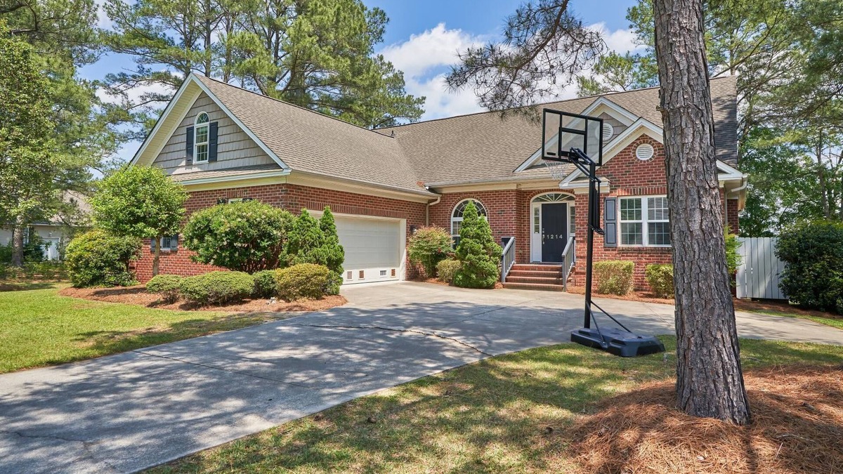 Vass House | Woodlake House