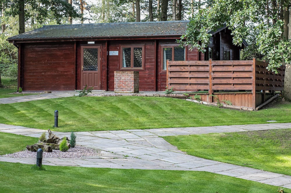 Overton-on-dee Ski Chalet | Woodland Beech Lodge