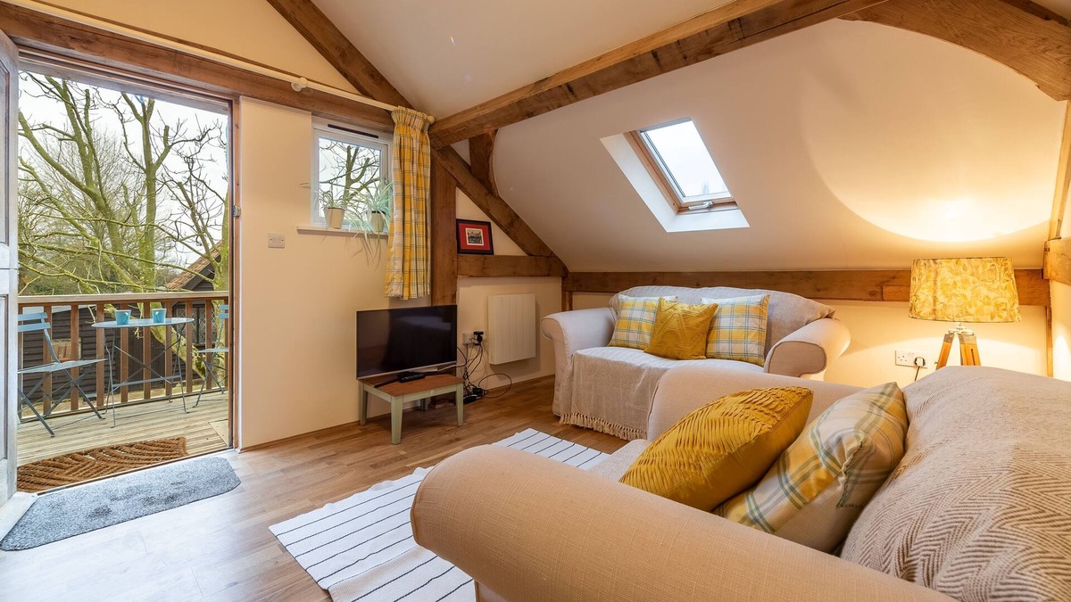 Woodbridge House | Woodland Retreat Lodge, Brundish