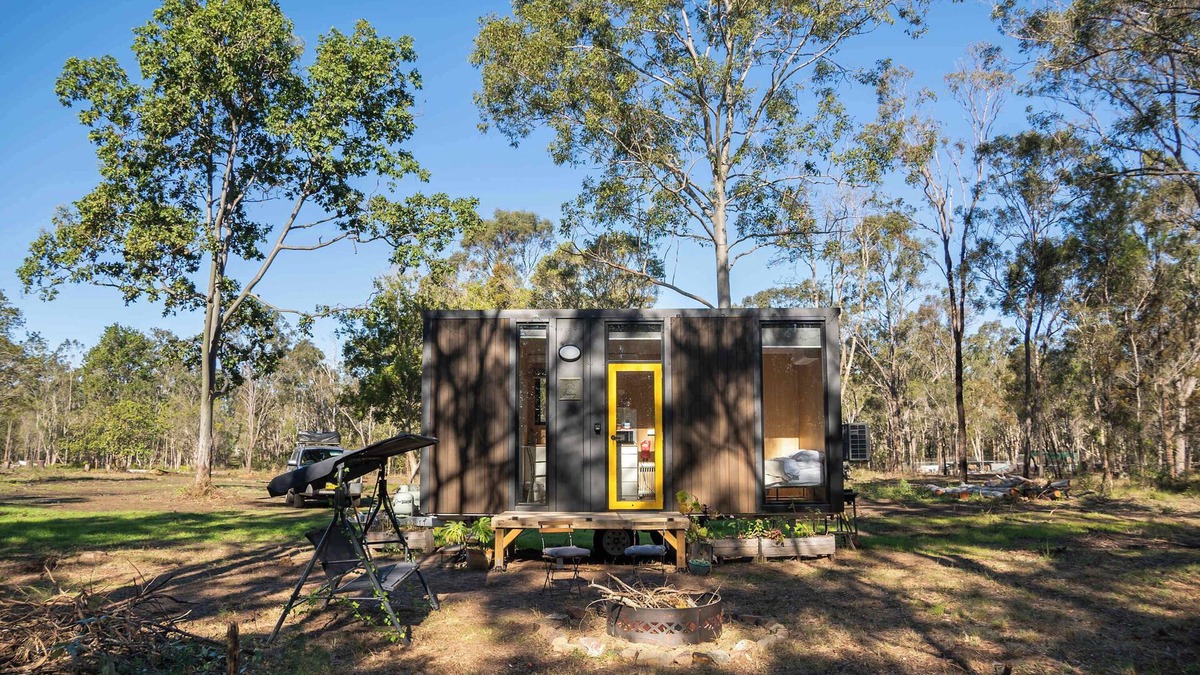 Howard House | Woodlands by Tiny Away