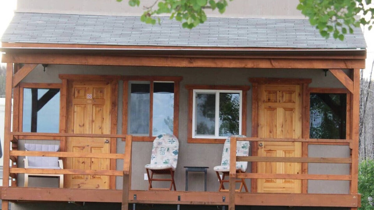 Chilanko Forks Apartment | Woodlands Fishin Resort - Loon Retreat # 2