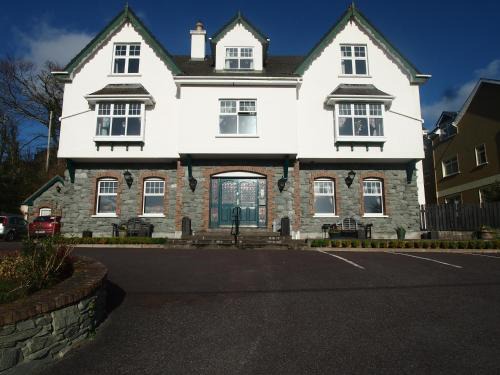 Killarney House | Woodlawn House