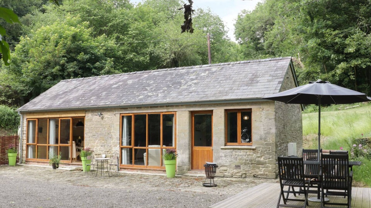 Aymestrey Cottage | WOODPECKER COTTAGE, romantic, luxury holiday cottage in Ludlow